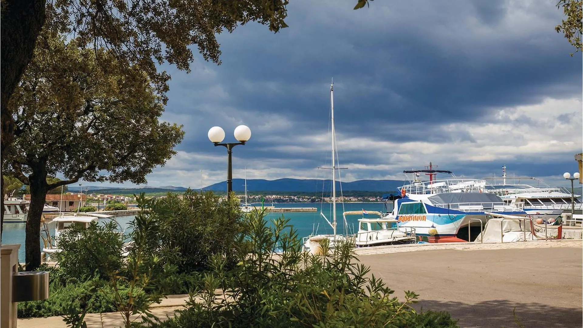 Awesome Apartment In Malinska With Wifi
