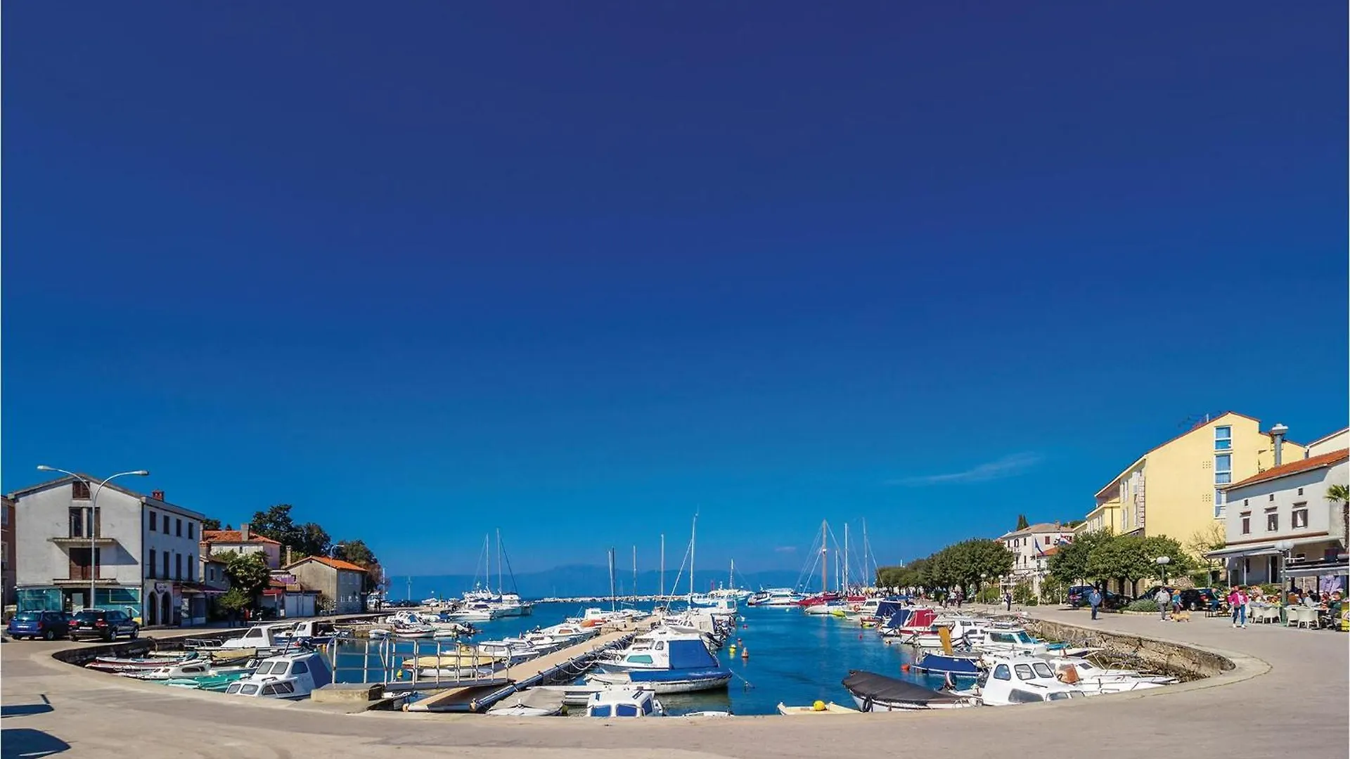 Awesome Apartment In Malinska With Wifi